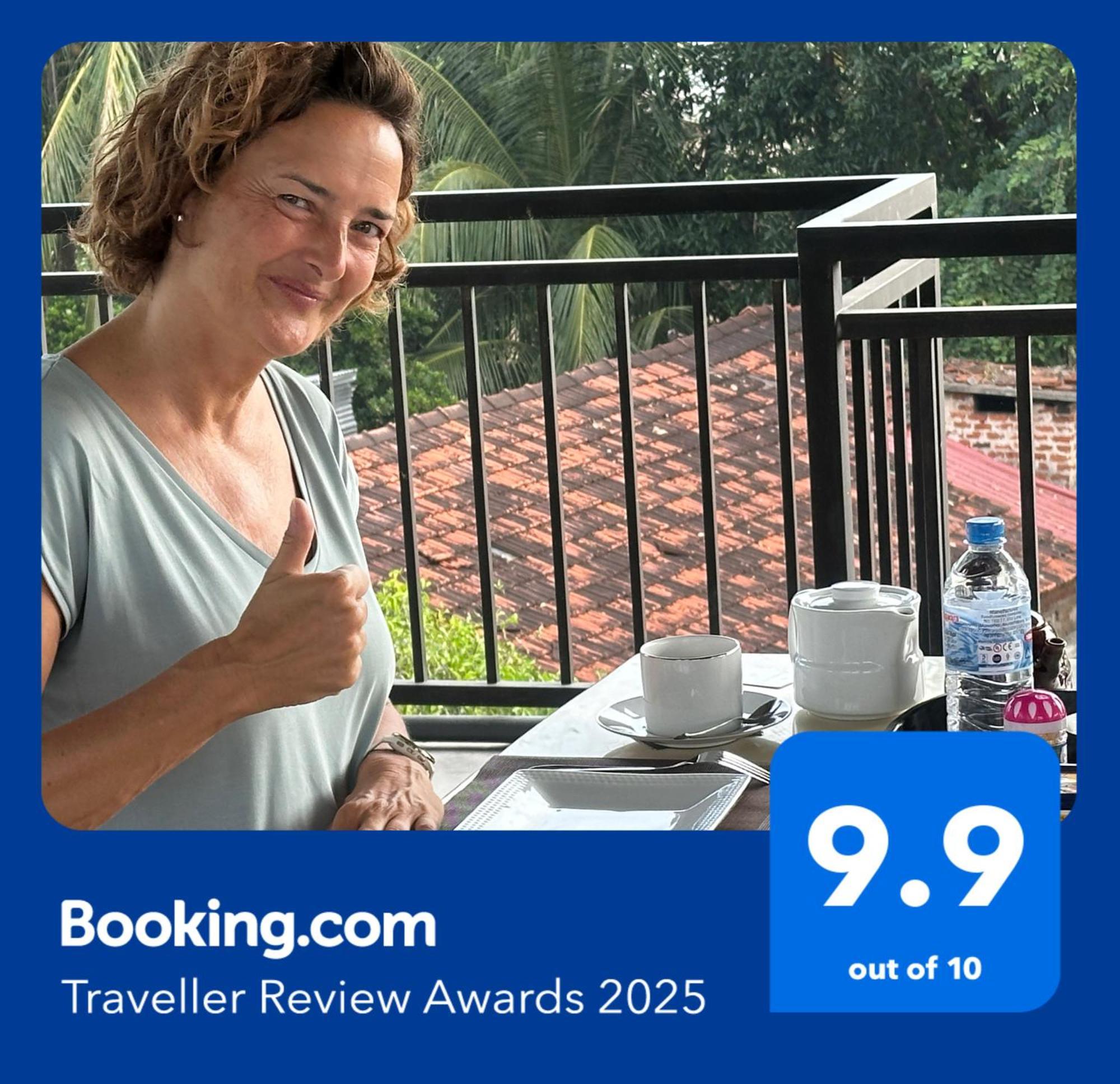אנוראדפורה Emerald Home Stay מראה חיצוני תמונה